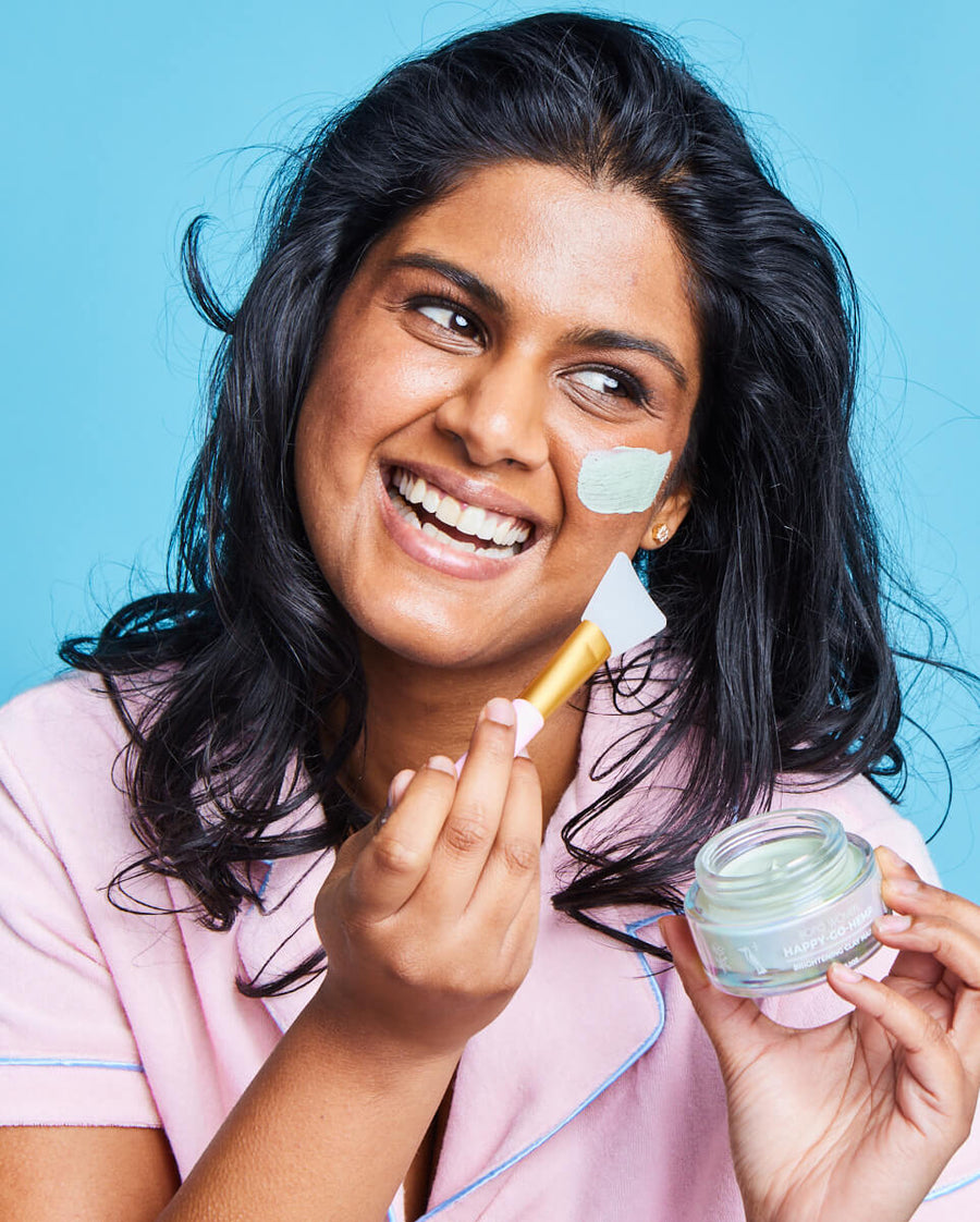 Brightening green clay mask with hemp and pineapple